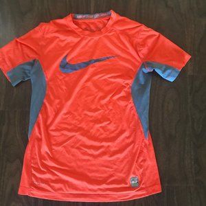 Nike Boys Size Medium Shirt